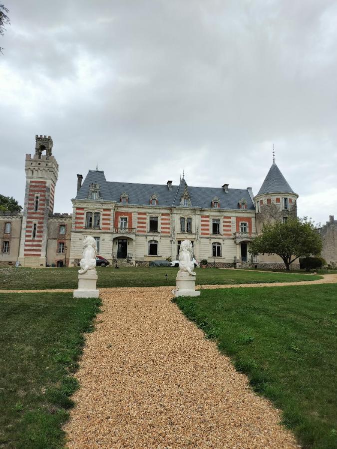 Auzouer-en-Touraine Chateau Le Haut Villaumay מראה חיצוני תמונה